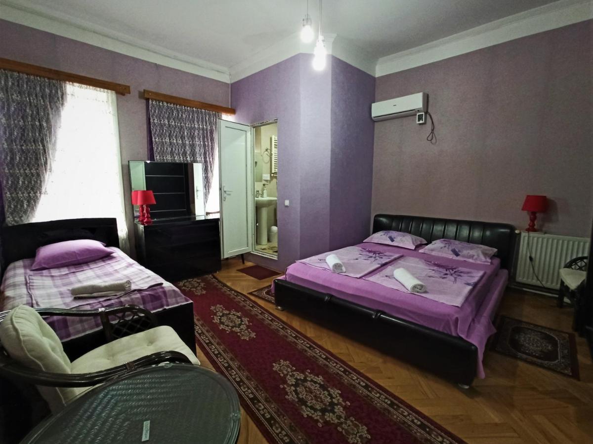 Guesthouse Lilia &Wine Celler Telavi Eksteriør bilde