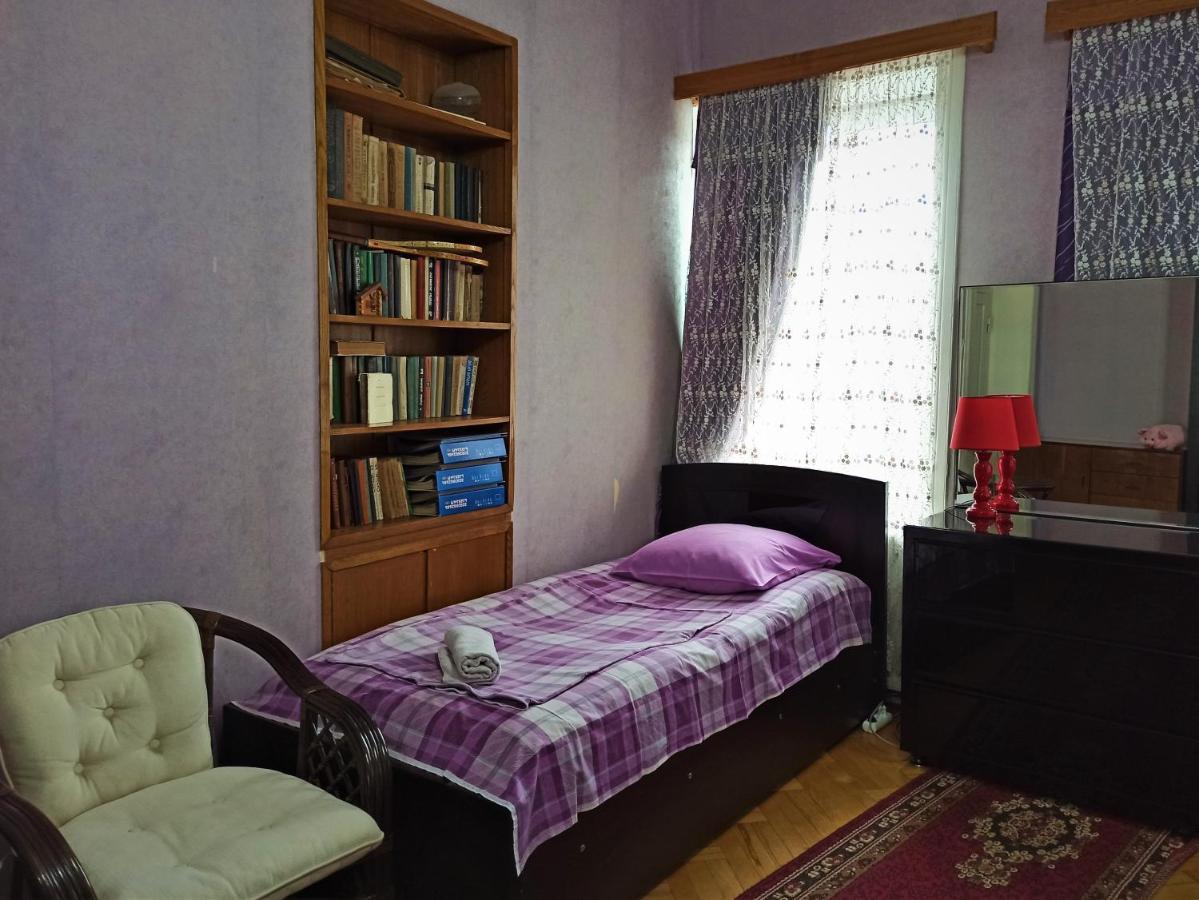 Guesthouse Lilia &Wine Celler Telavi Eksteriør bilde