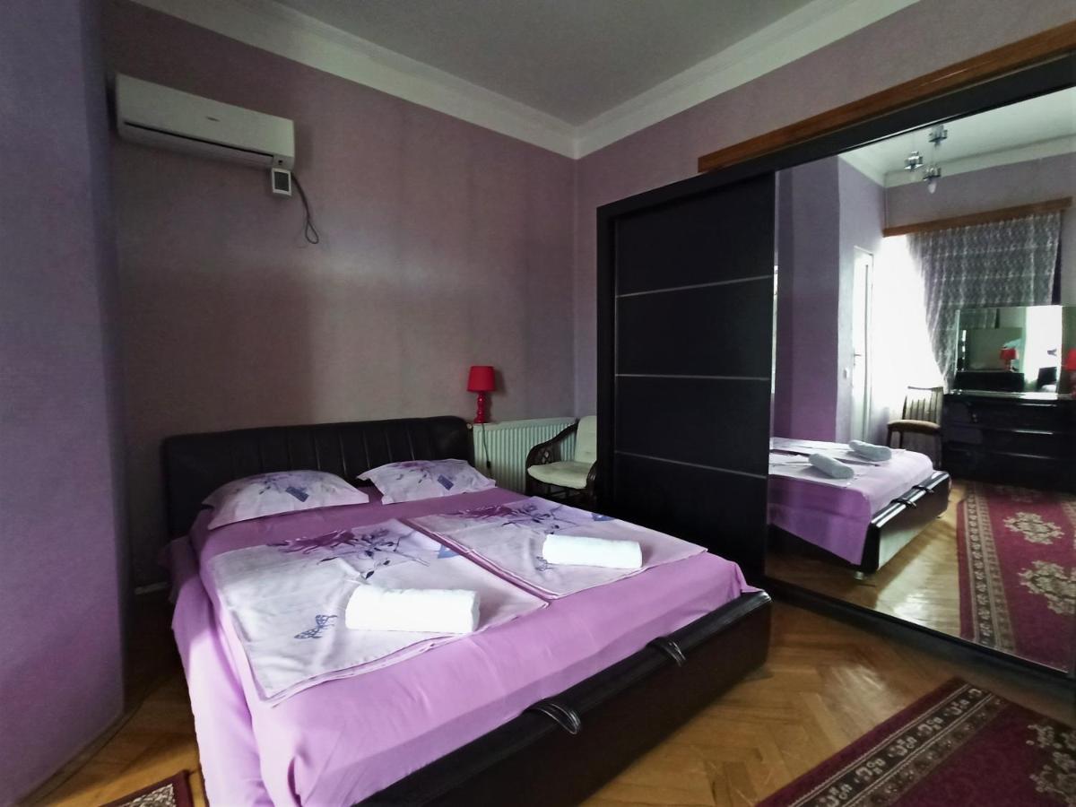 Guesthouse Lilia &Wine Celler Telavi Eksteriør bilde